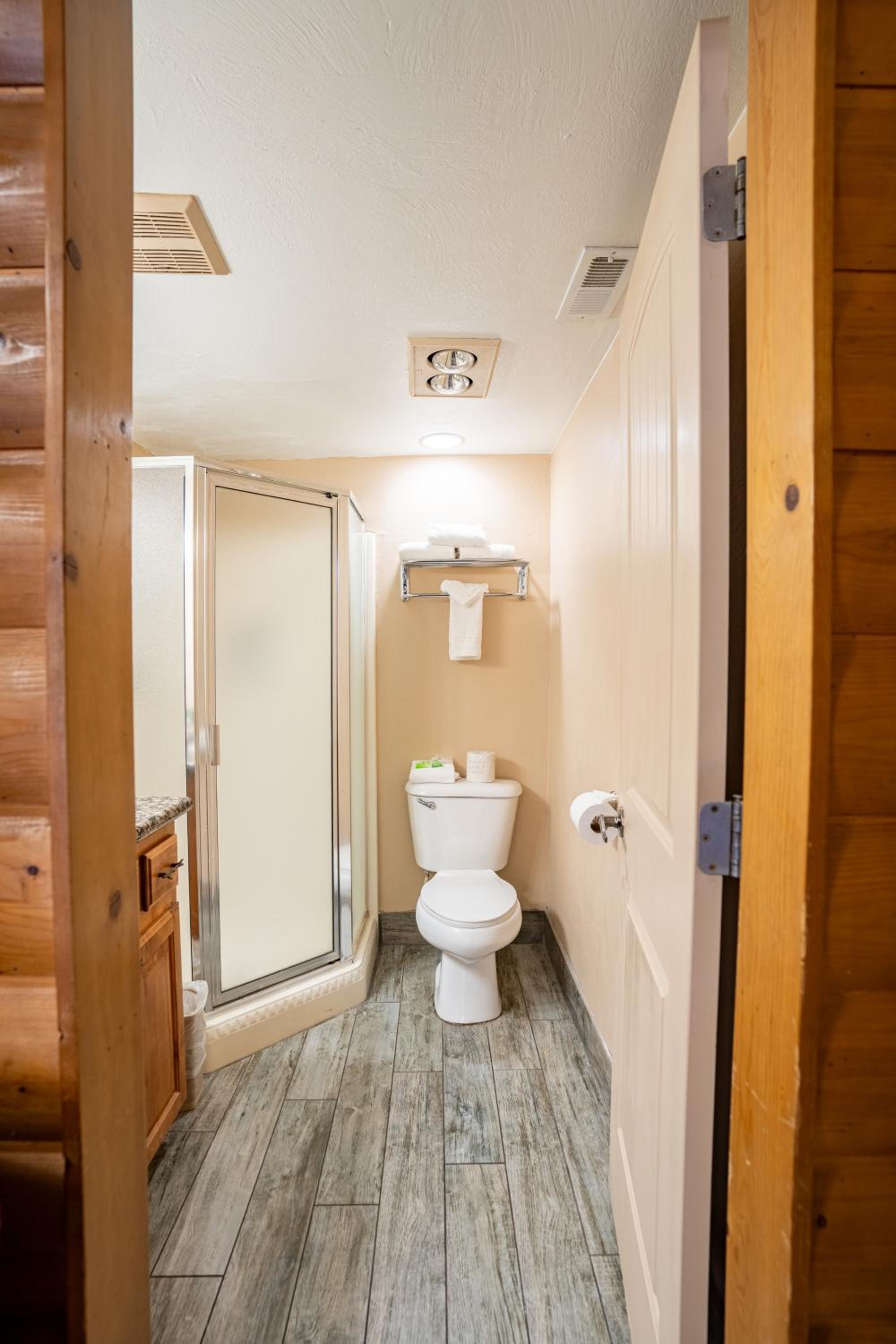 Petty Ranch Inn 77