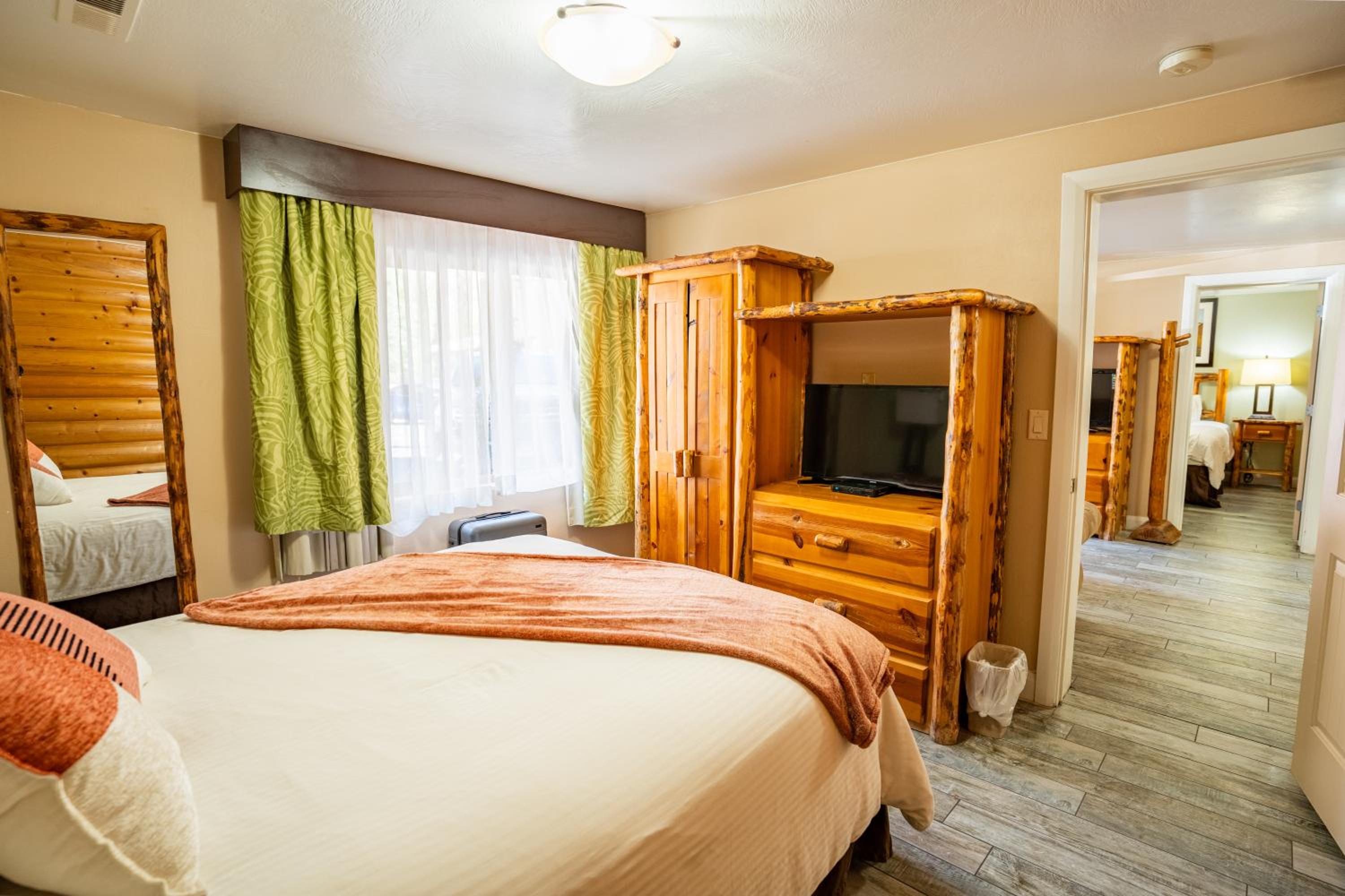 Petty Ranch Inn 82