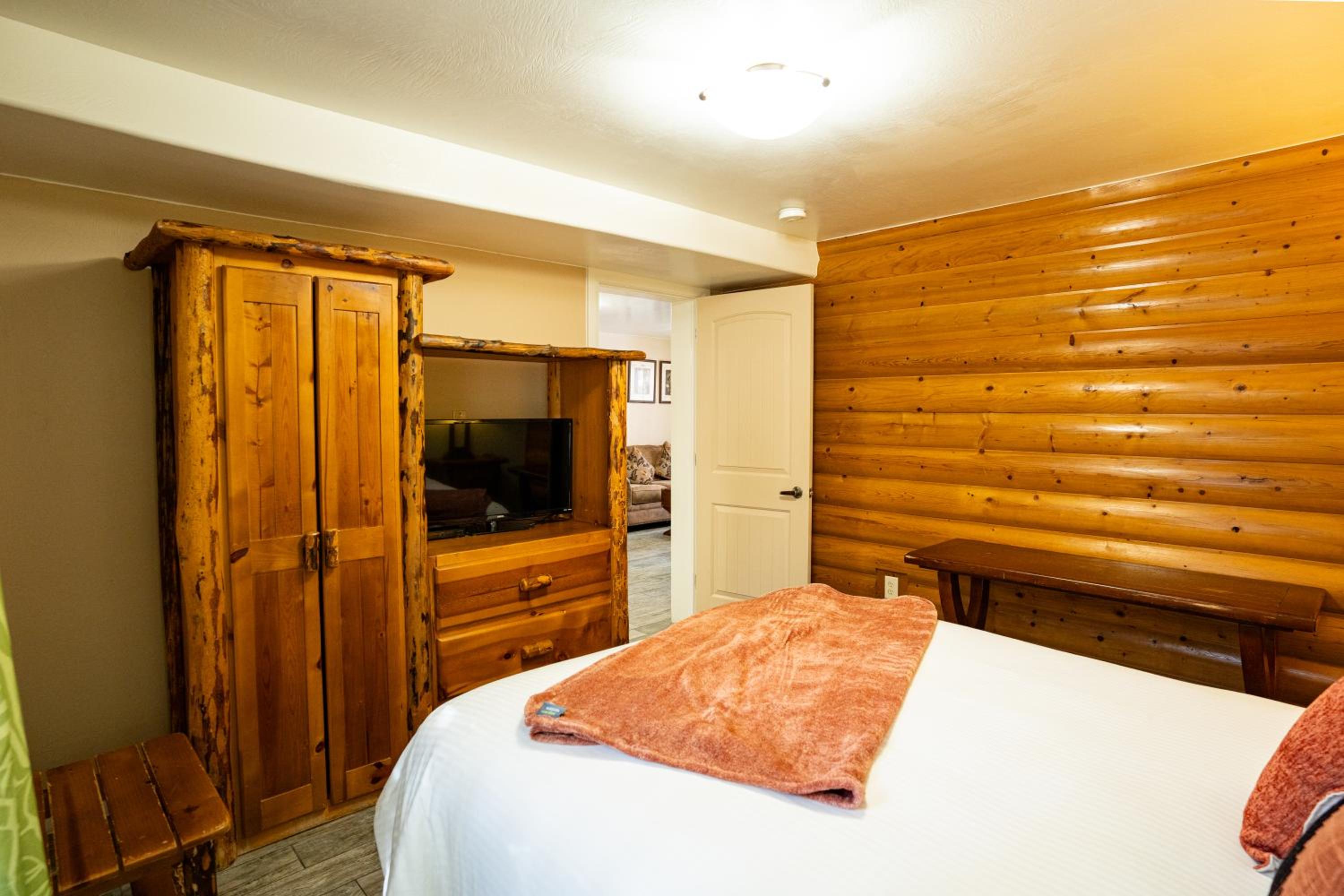 Petty Ranch Inn 90