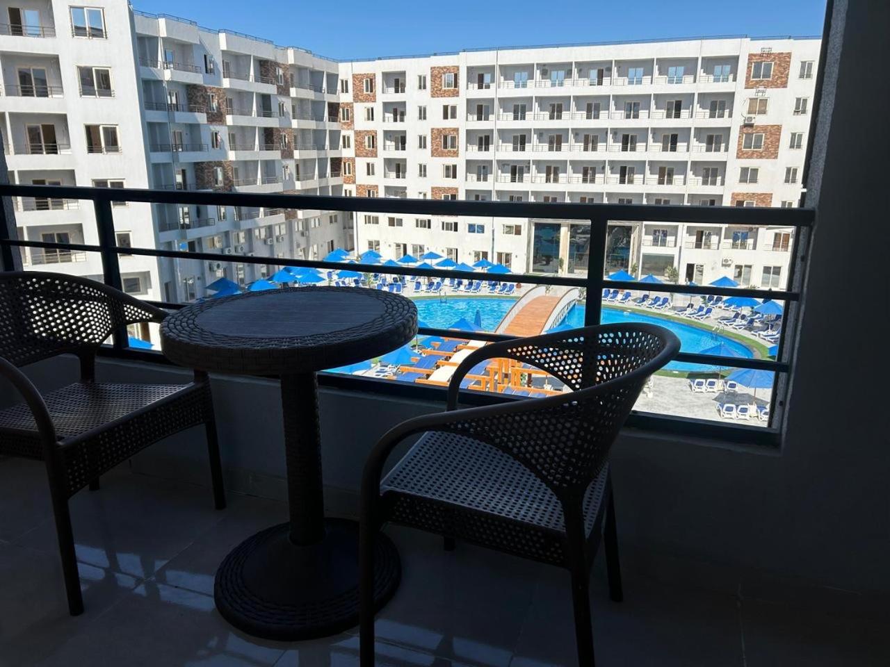 Tiba gollden resort
