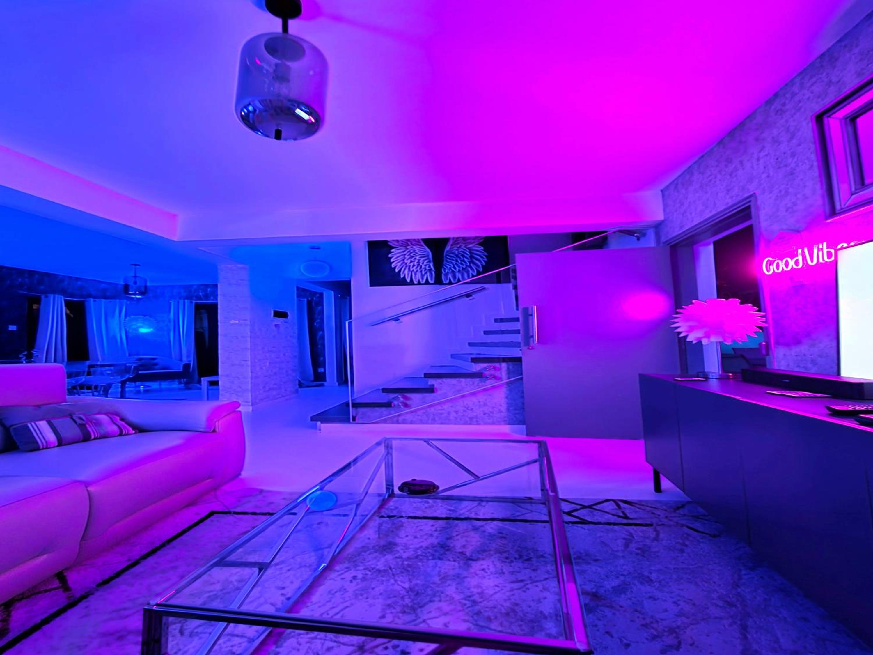 3 Bedroom Villa, private pool, hot tub
