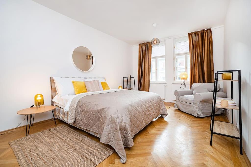 Amazing two-bedroom with Terrace