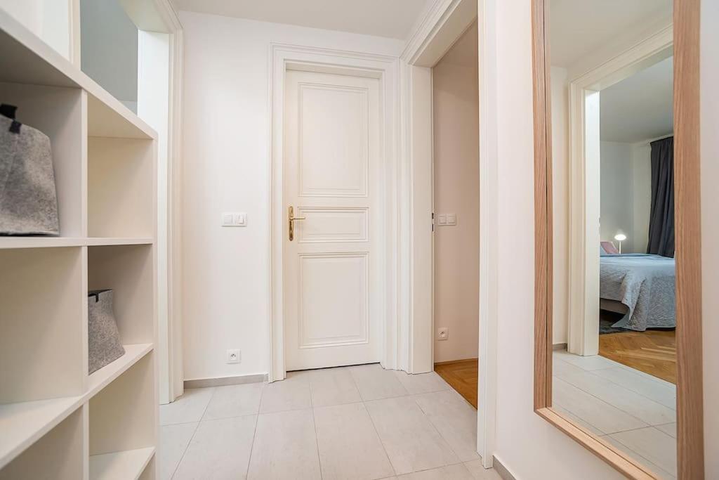 Amazing two-bedroom with Terrace