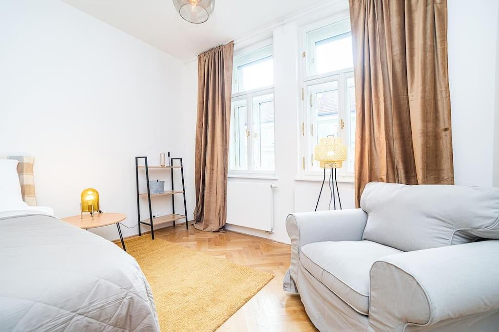 Amazing two-bedroom with Terrace