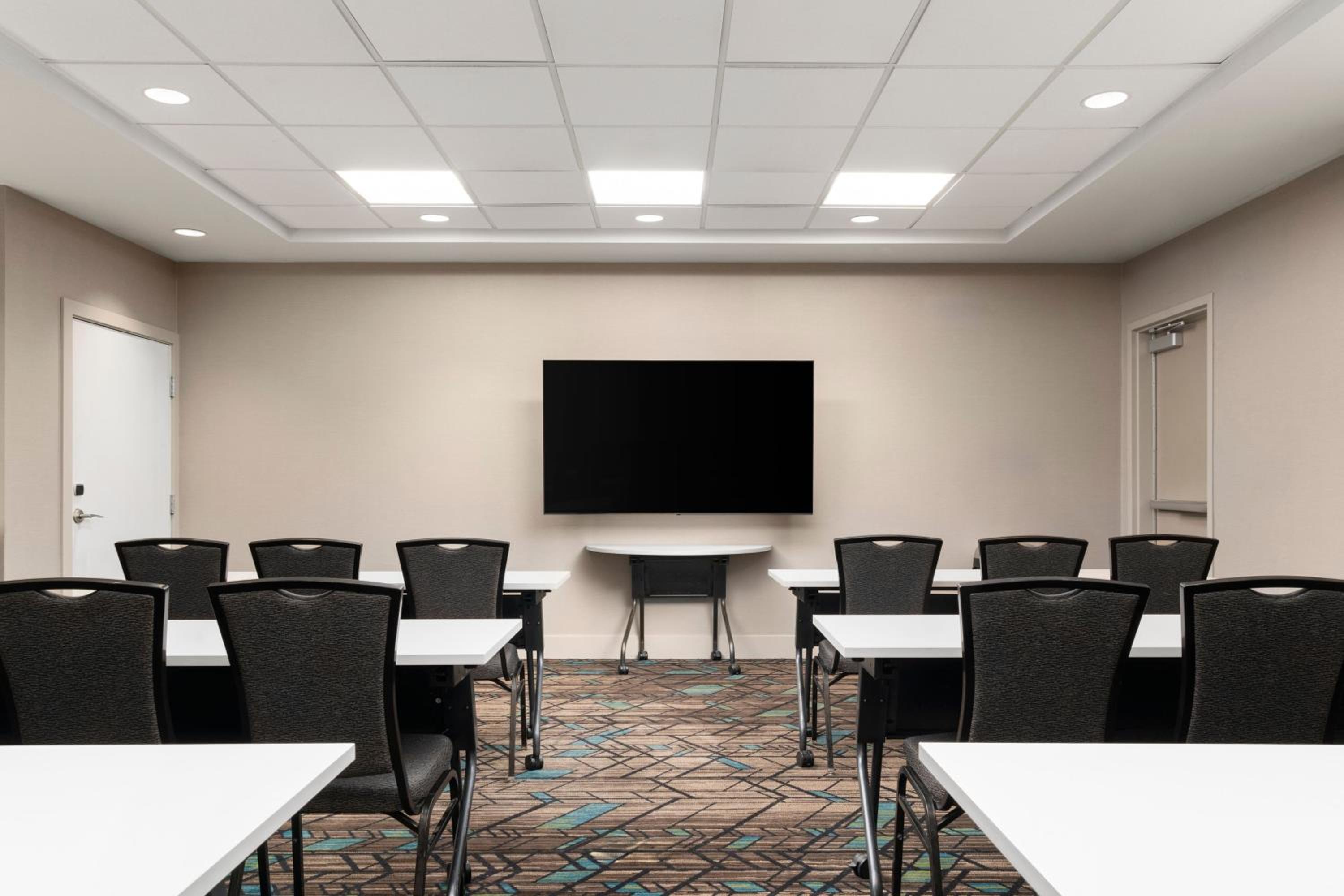 Kingston Vacations - Residence Inn by Marriott Kingston - Property Image 39