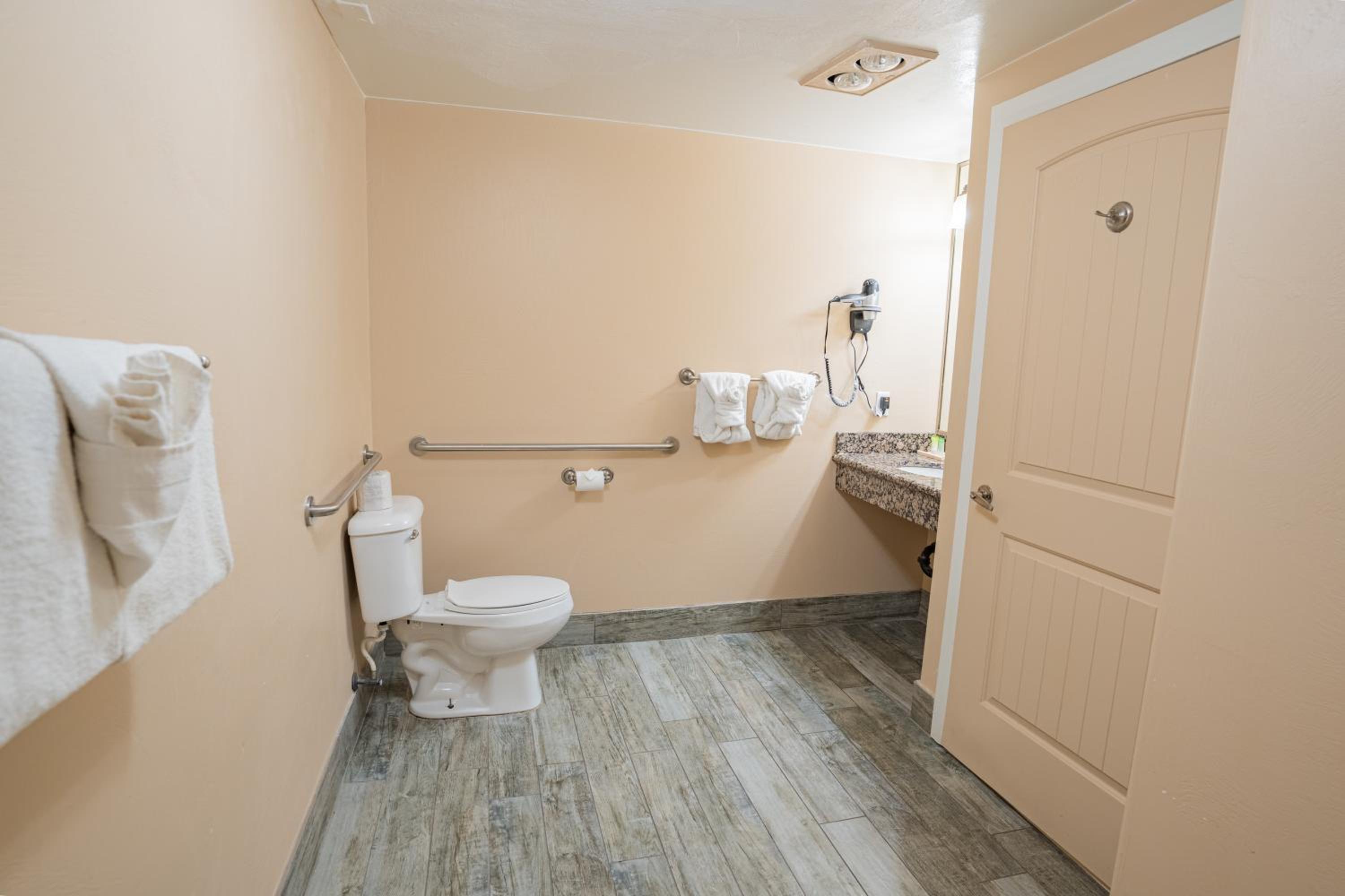 Petty Ranch Inn 92