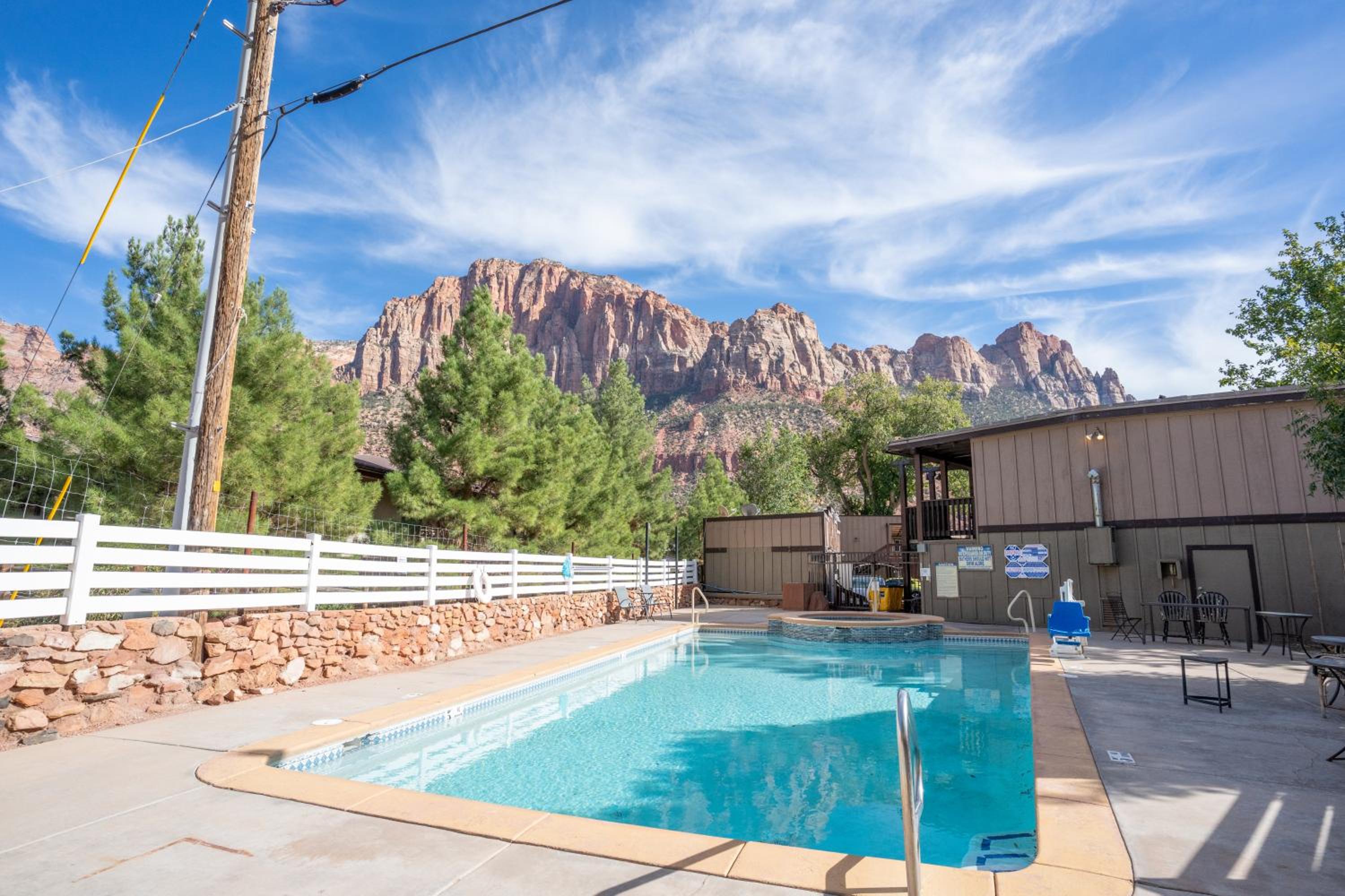 Petty Ranch Inn 5