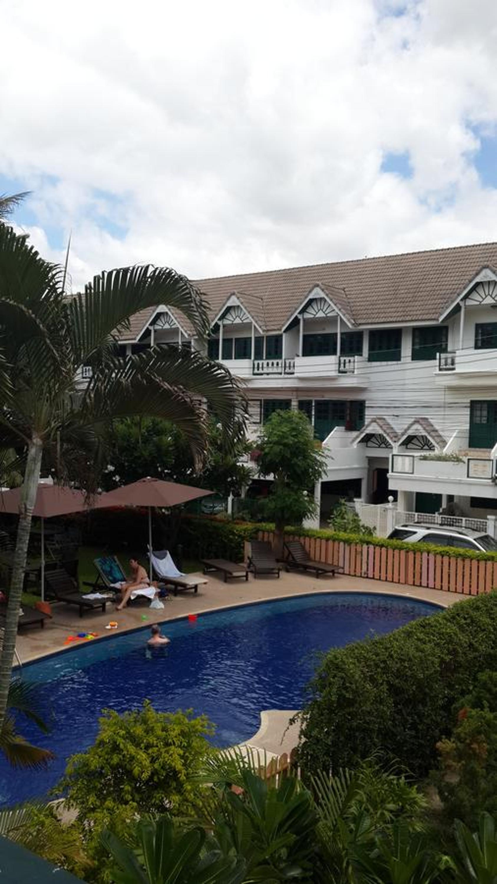 Jon Thaihouse view 4