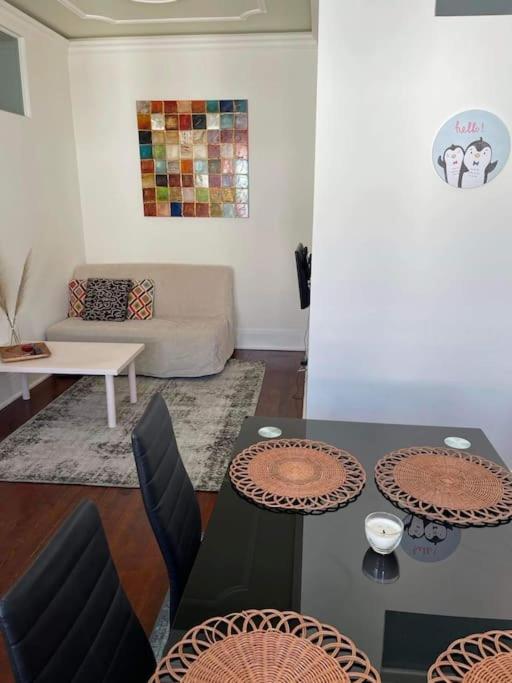 2 bdrms apartment near LX Factory free parking view 4