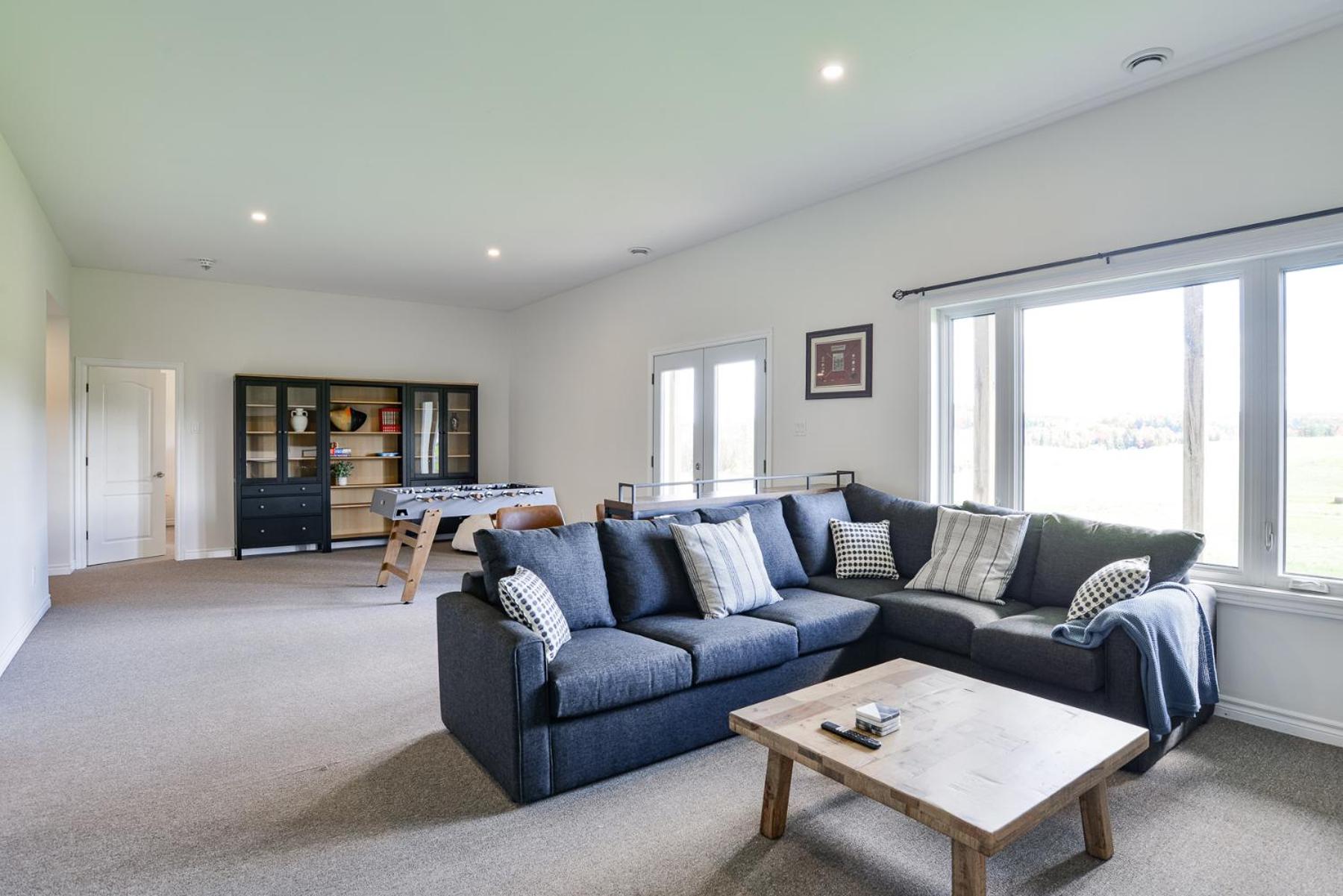 Farmhouse Getaway on 5 Acres Family Friendly
