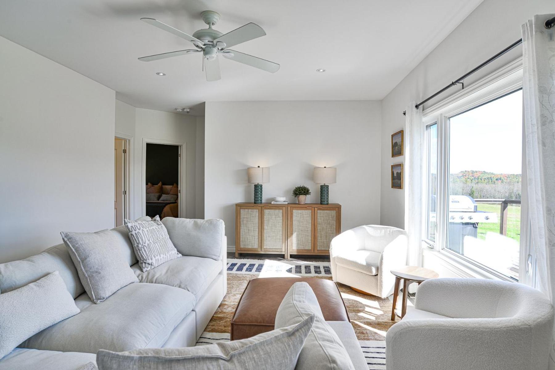 Farmhouse Getaway on 5 Acres Family Friendly