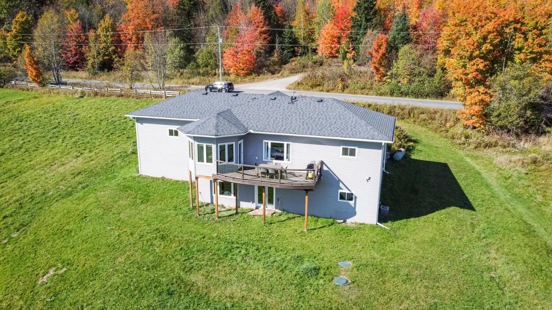 Farmhouse Getaway on 5 Acres Family Friendly