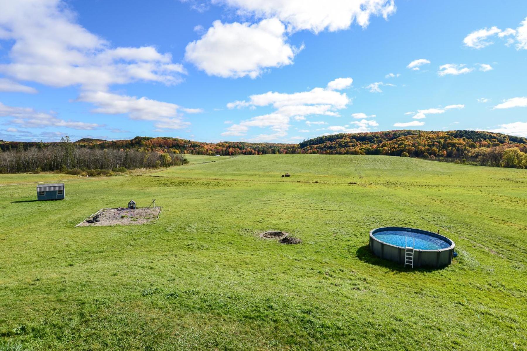 Farmhouse Getaway on 5 Acres Family Friendly