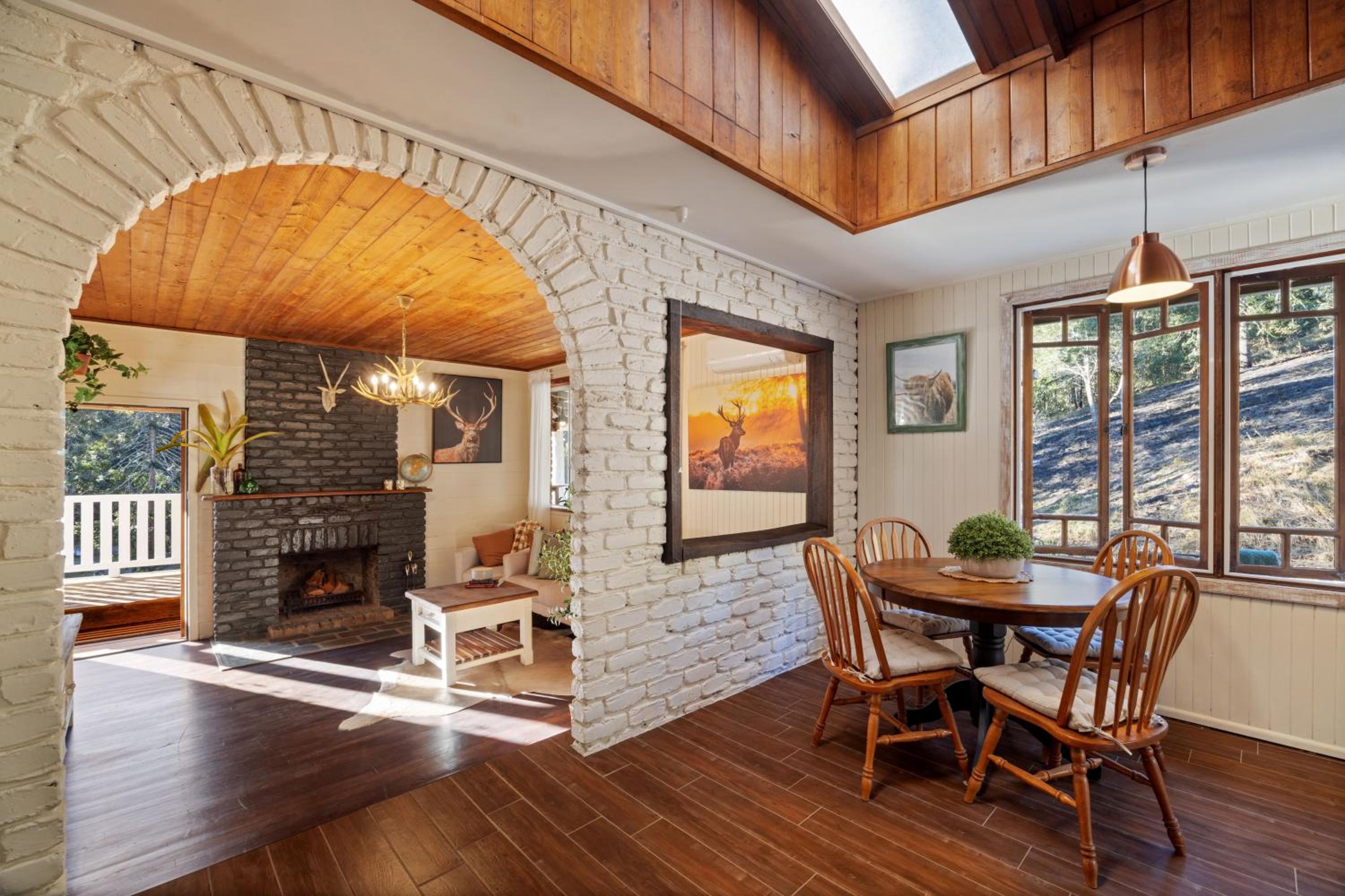 Bellbird Rise Off-Grid Cottage