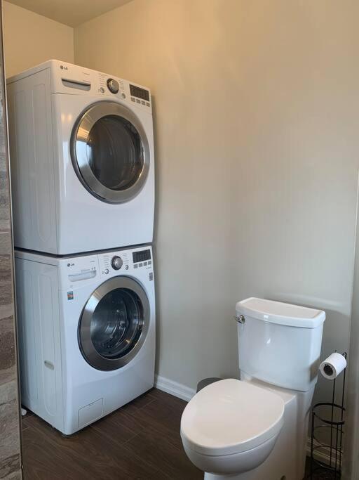 Appartment with Hot Tub and Backyard and Free Parking