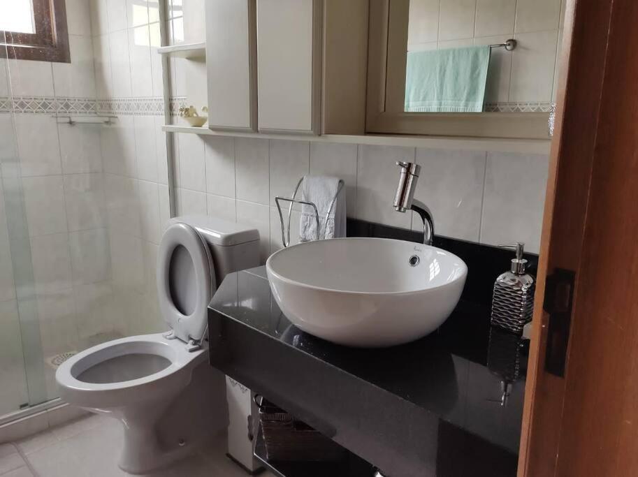 Aconchego na Serra - Sua Casa em Localização Privilegiada
