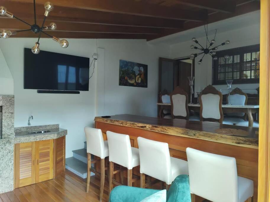 Aconchego na Serra - Sua Casa em Localização Privilegiada