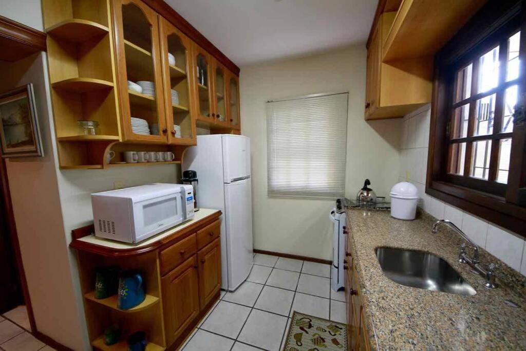 Aconchego na Serra - Sua Casa em Localização Privilegiada