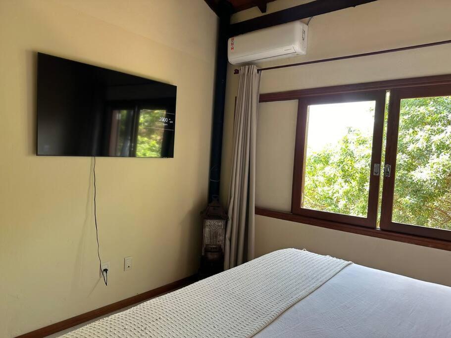 Casa Ampla a poucos metros da Praia