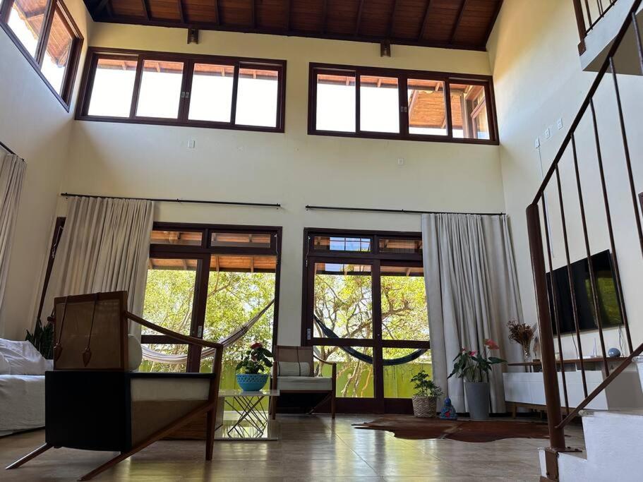 Casa Ampla a poucos metros da Praia
