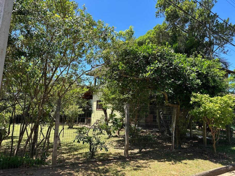 Casa Ampla a poucos metros da Praia