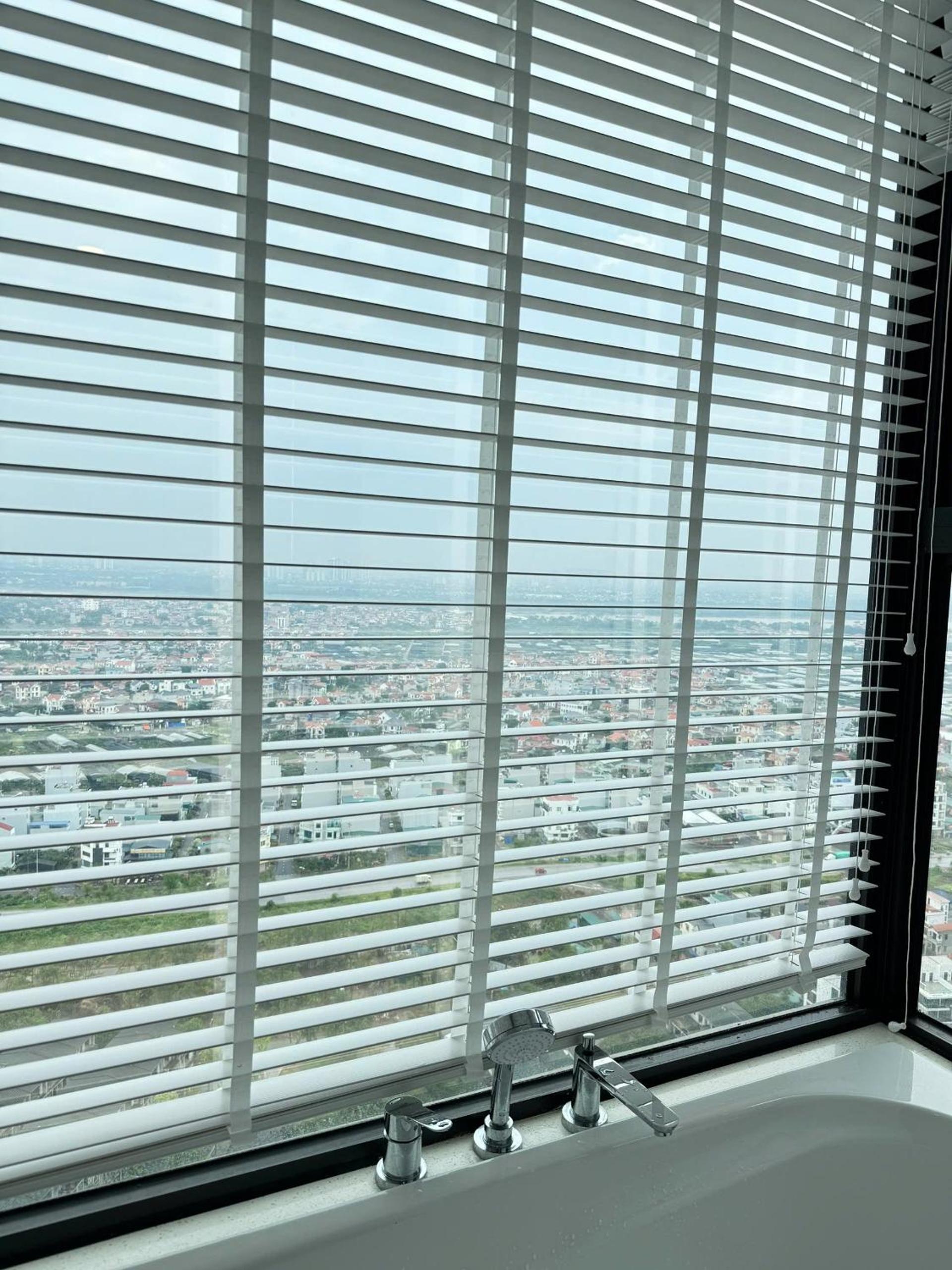 Haven Park Ecopark Homestay 2 phòng ngủ tầng cao view sông, có bồn tắm