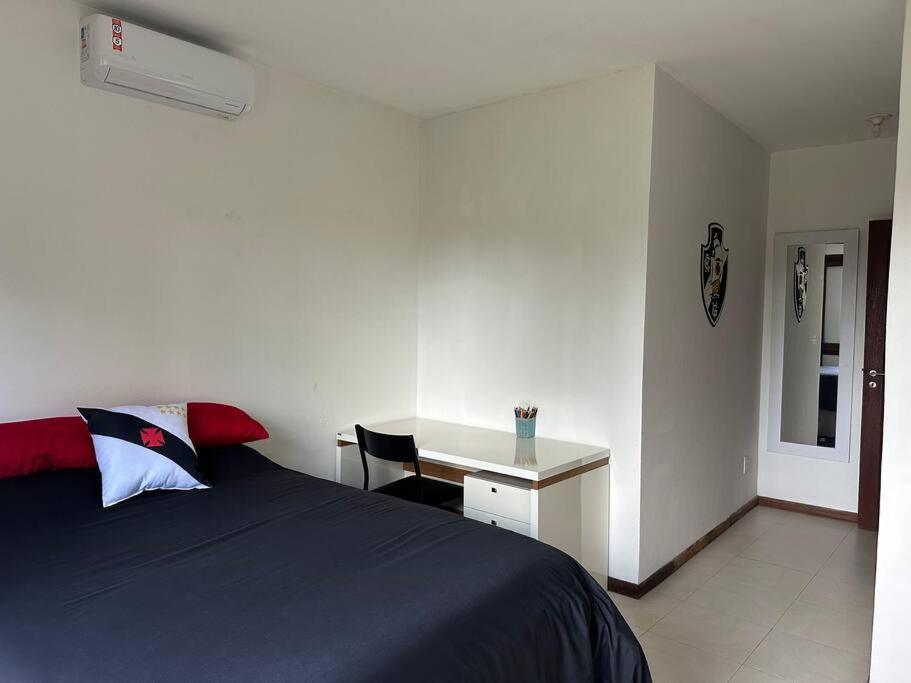 Casa Ampla a poucos metros da Praia