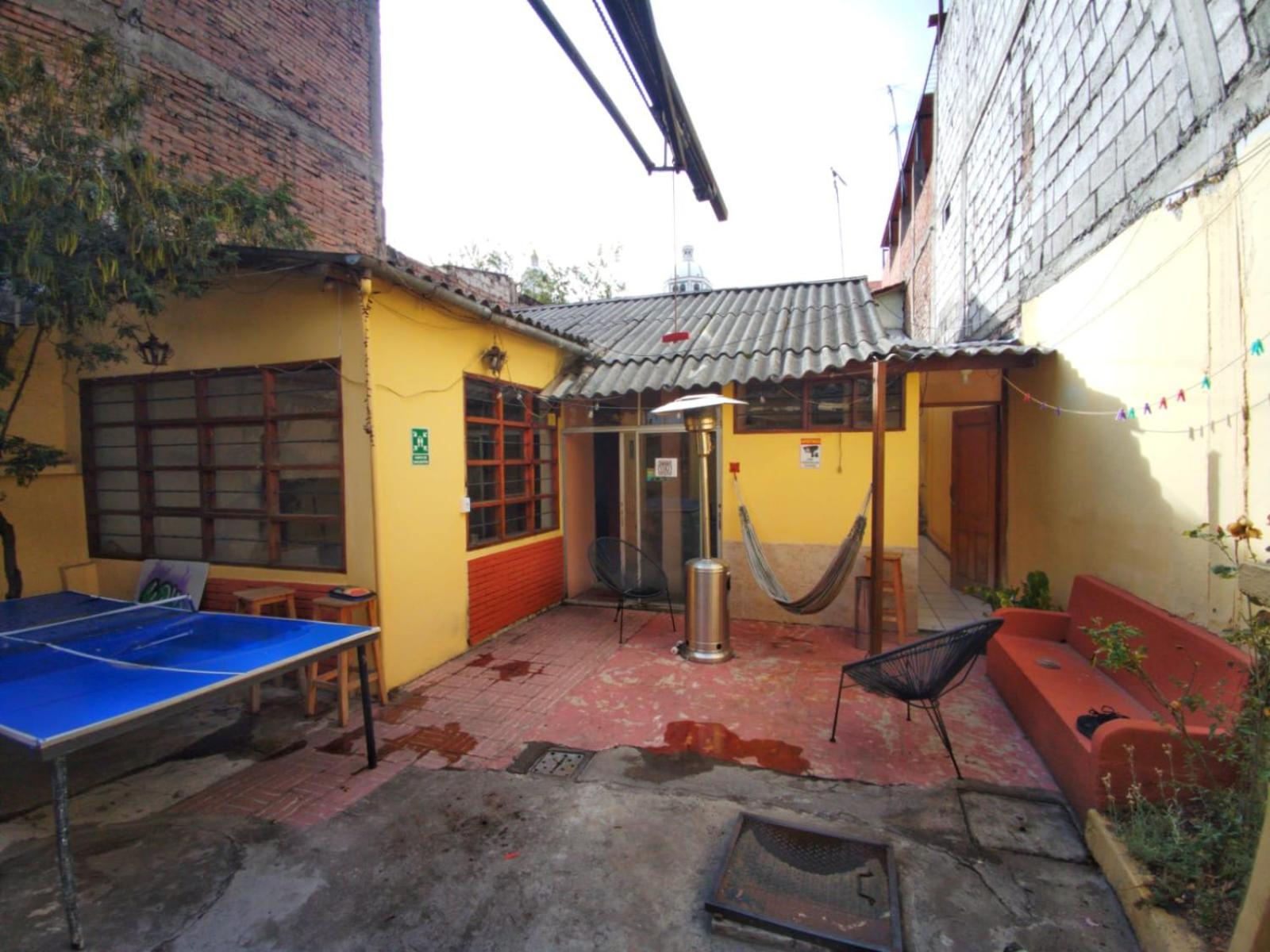 Hotel Tiki Hostel - Image 1