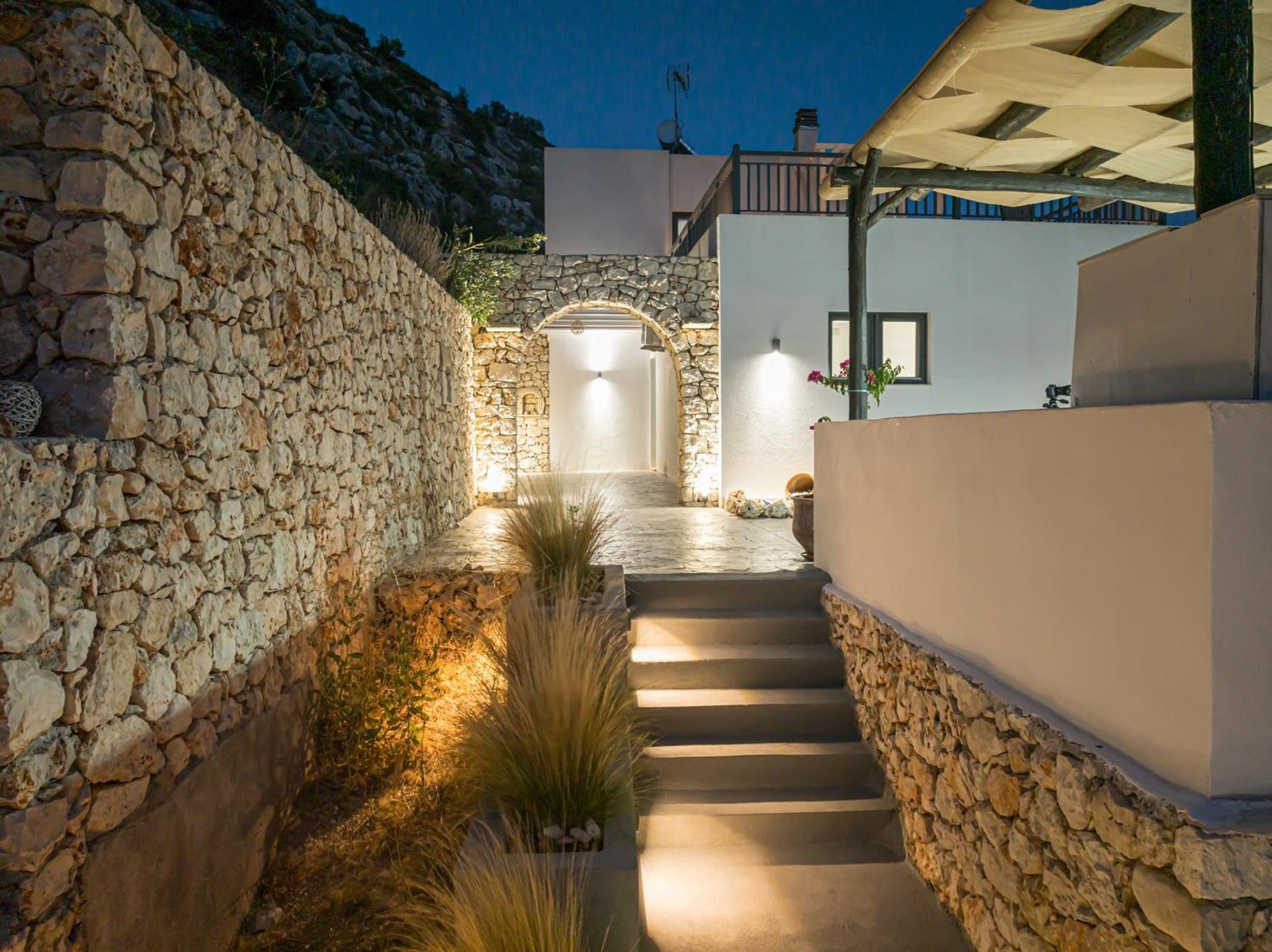 Villa Paganos