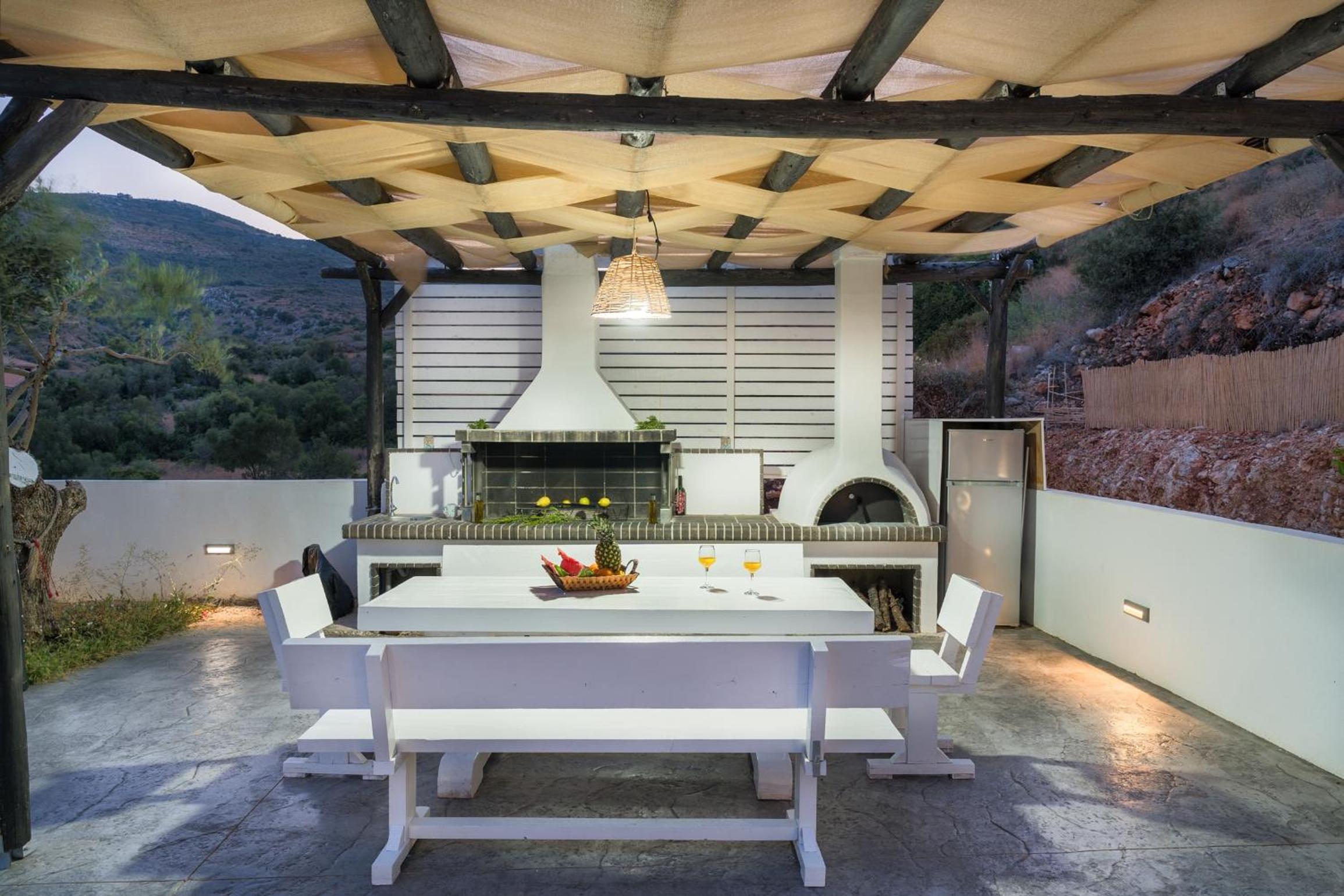 Villa Paganos