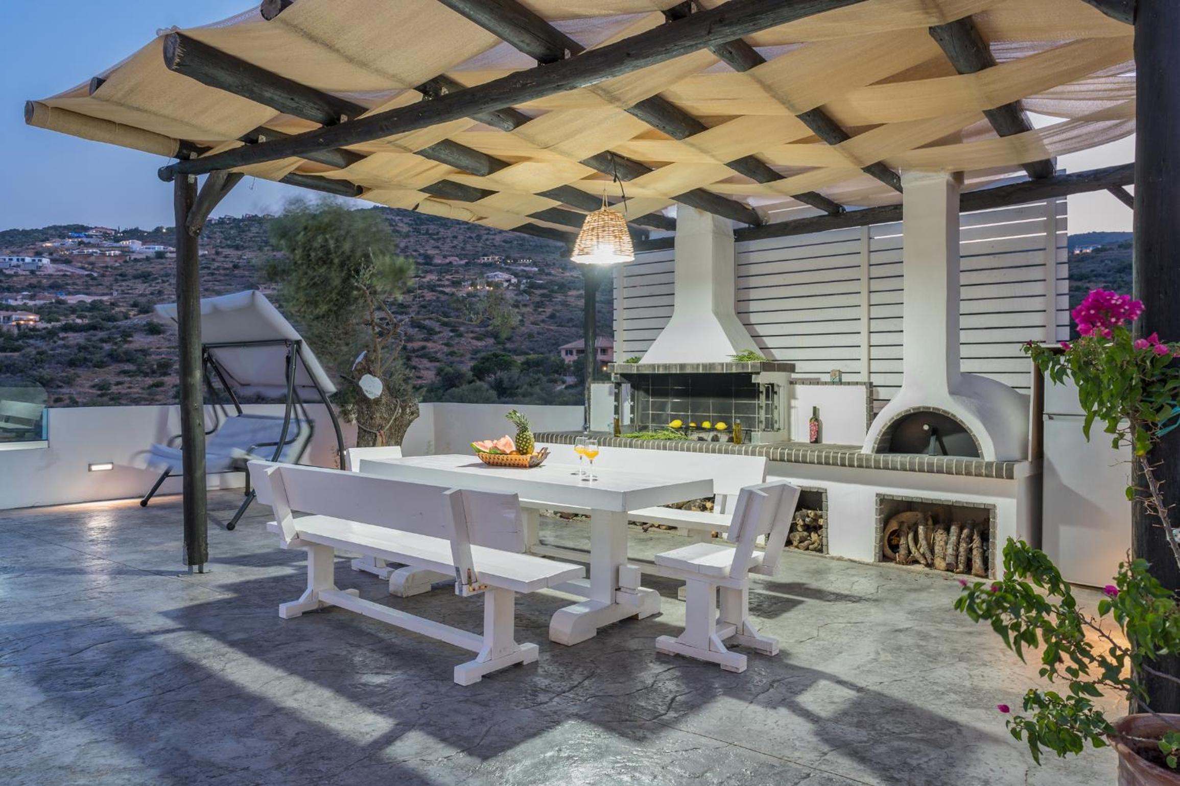 Villa Paganos