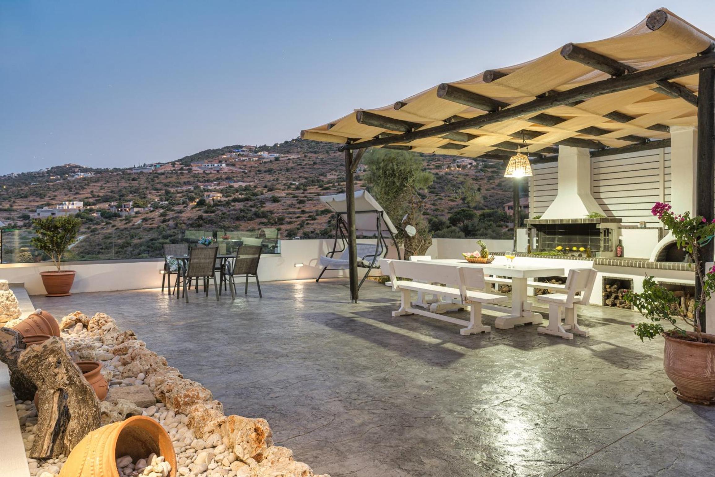 Villa Paganos