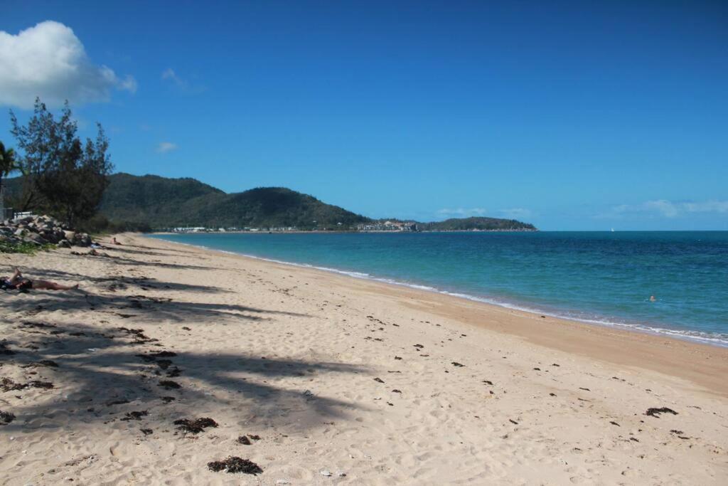 Rosalita, Picnic Bay