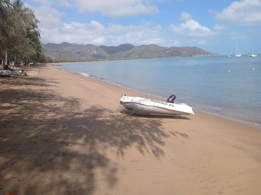 Rosalita, Picnic Bay