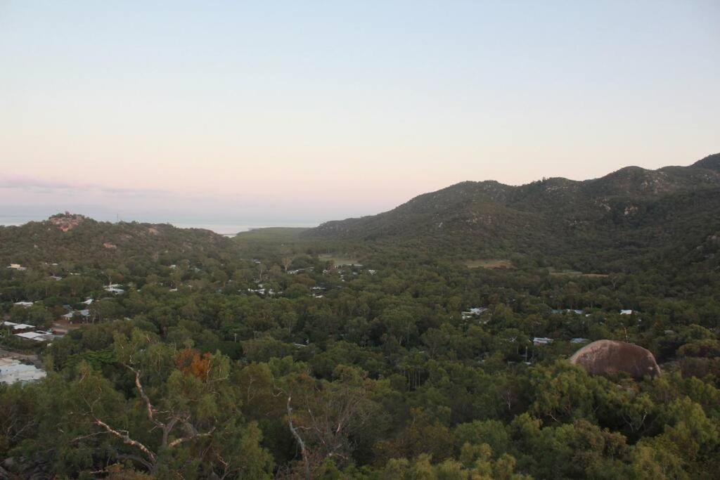 Rosalita, Picnic Bay