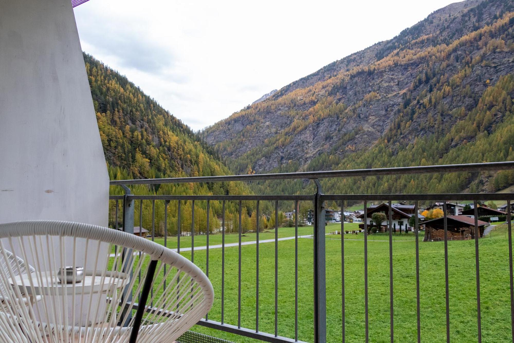 International House Sölden Apartment mit Terrasse ZW 9