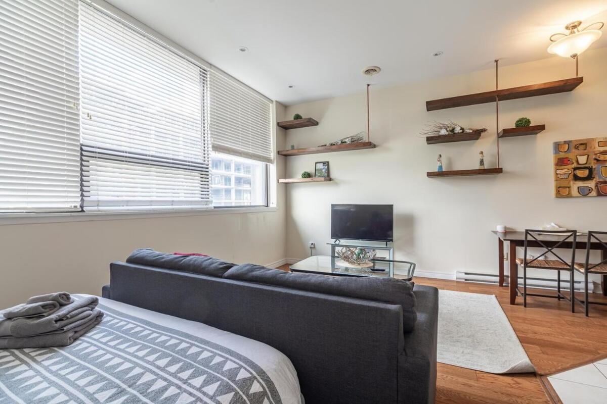 Bright & Charming Loft with AC, Unit 3