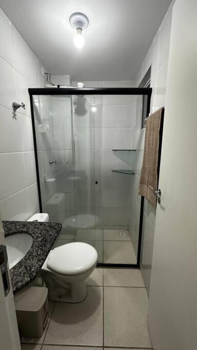 Apê Ruby com 2Q com Ar em 1 Quarto e Garagem