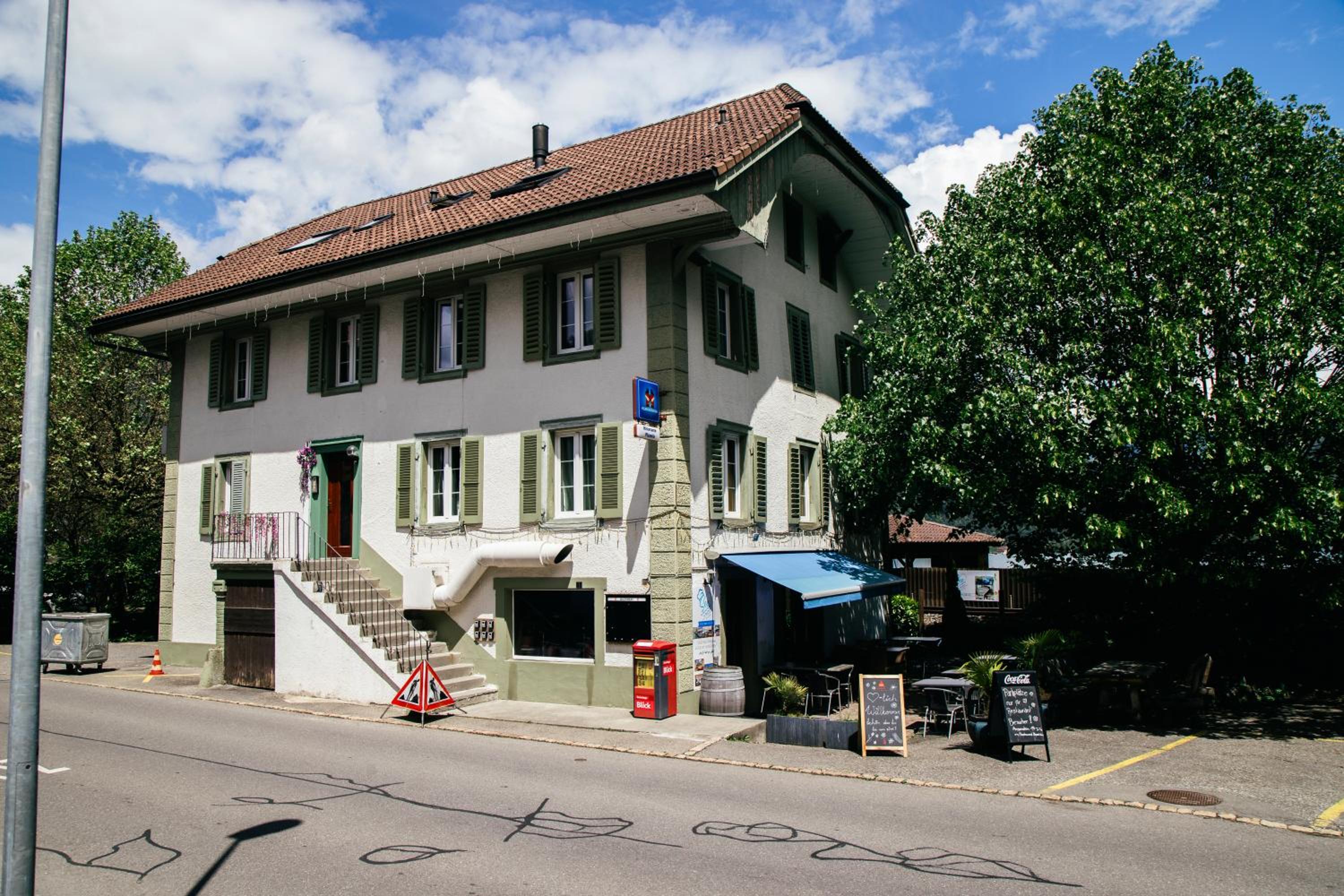 Au Bord Du Lac
