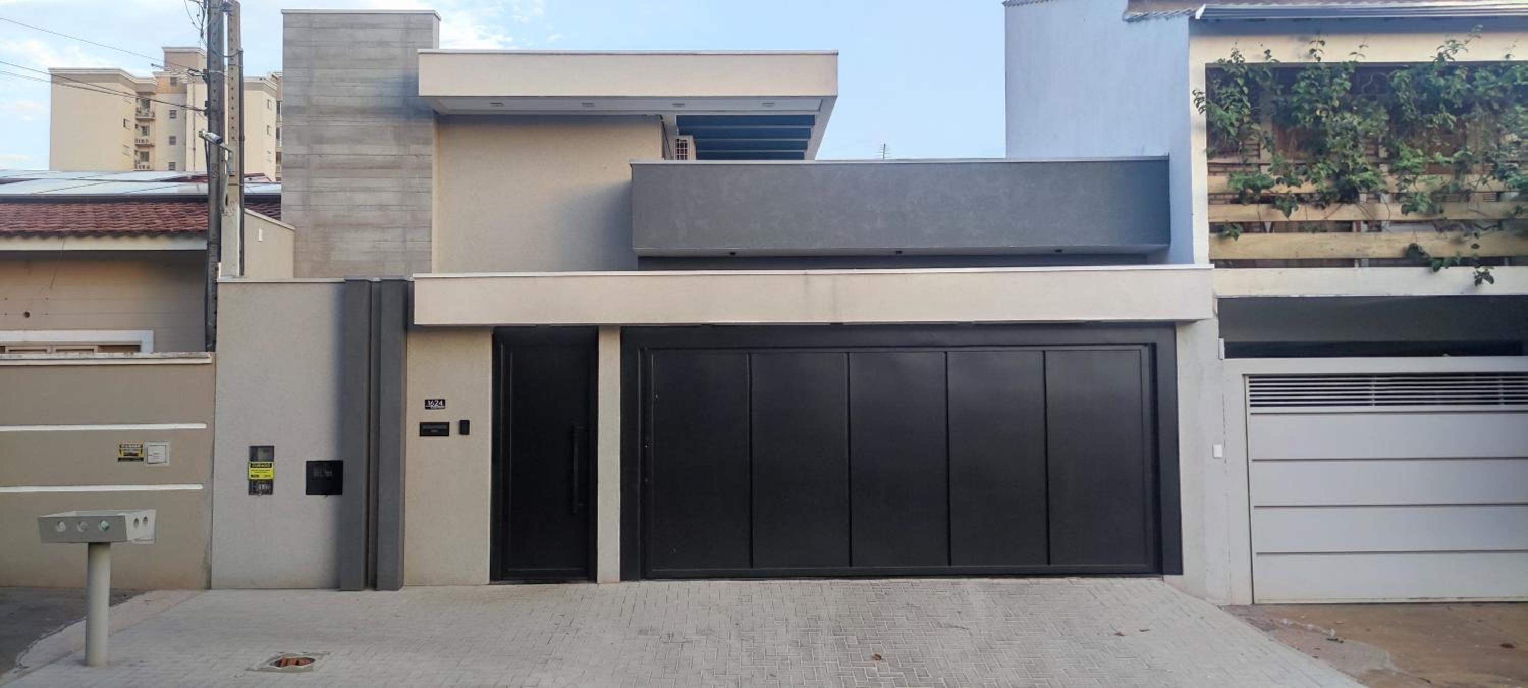 Suíte Aconchegante e Garagem Grátis - Até 4 Pessoas