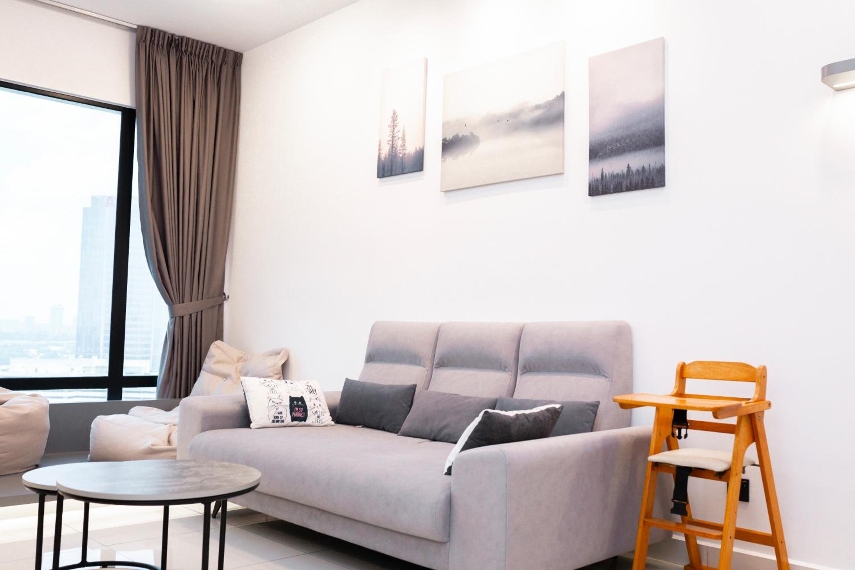 Midvalley Southkey Mosaic Greyline Residence JB CIQ 2BR 8pax