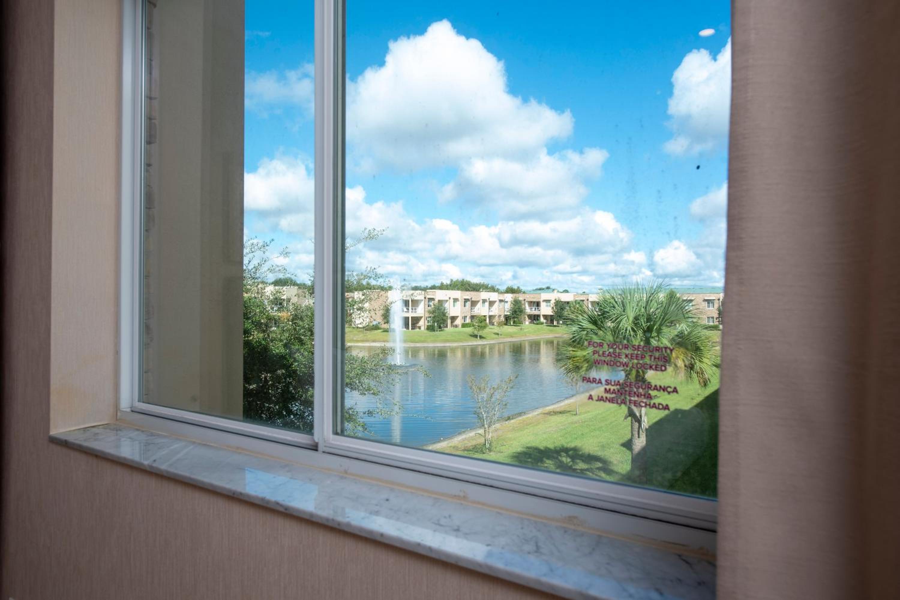 4BD All suites home with BBQ 5 min from Disney