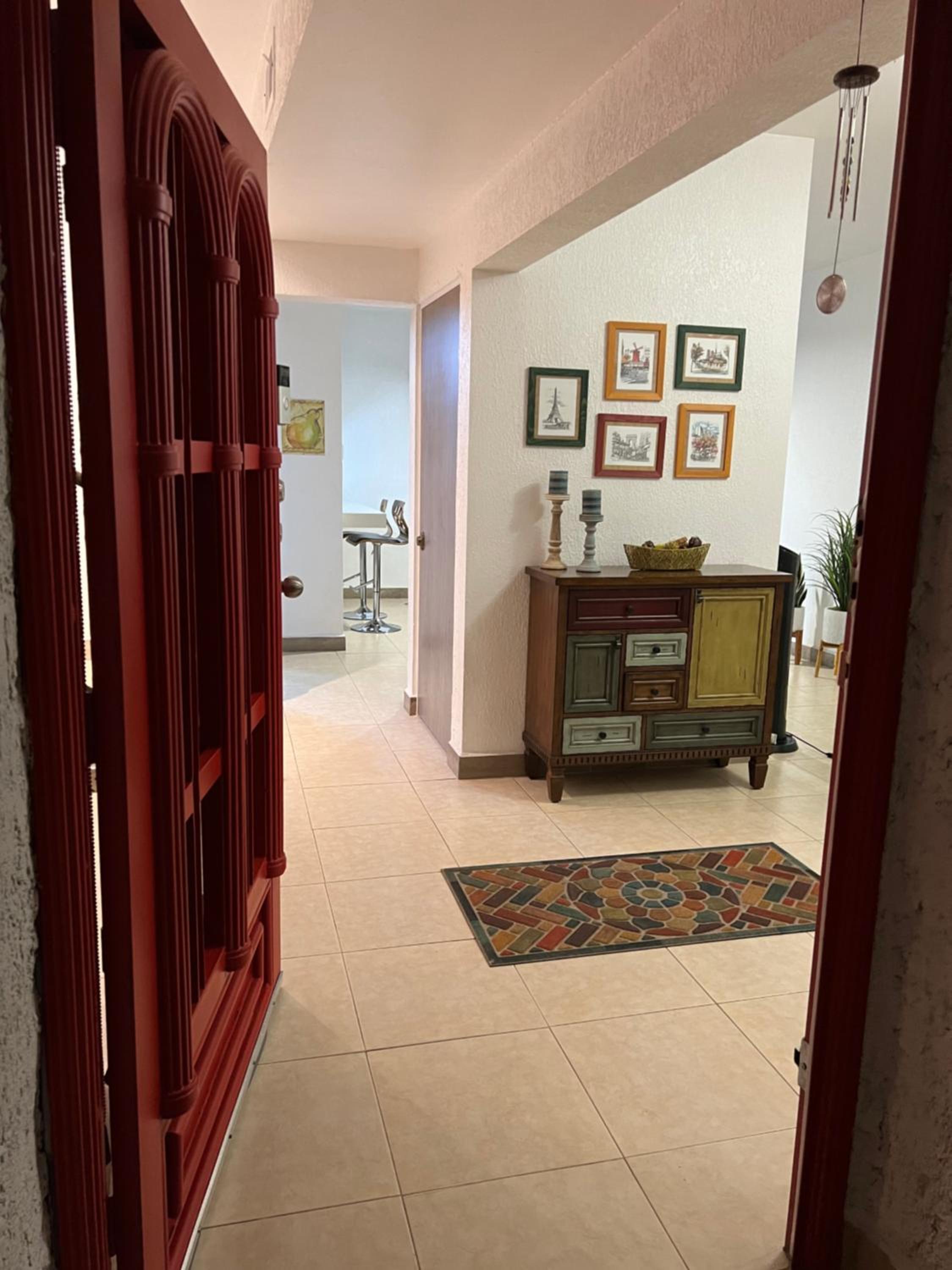 Plácida casa cerca del consulado a 1500 metros del consulado americano view 2