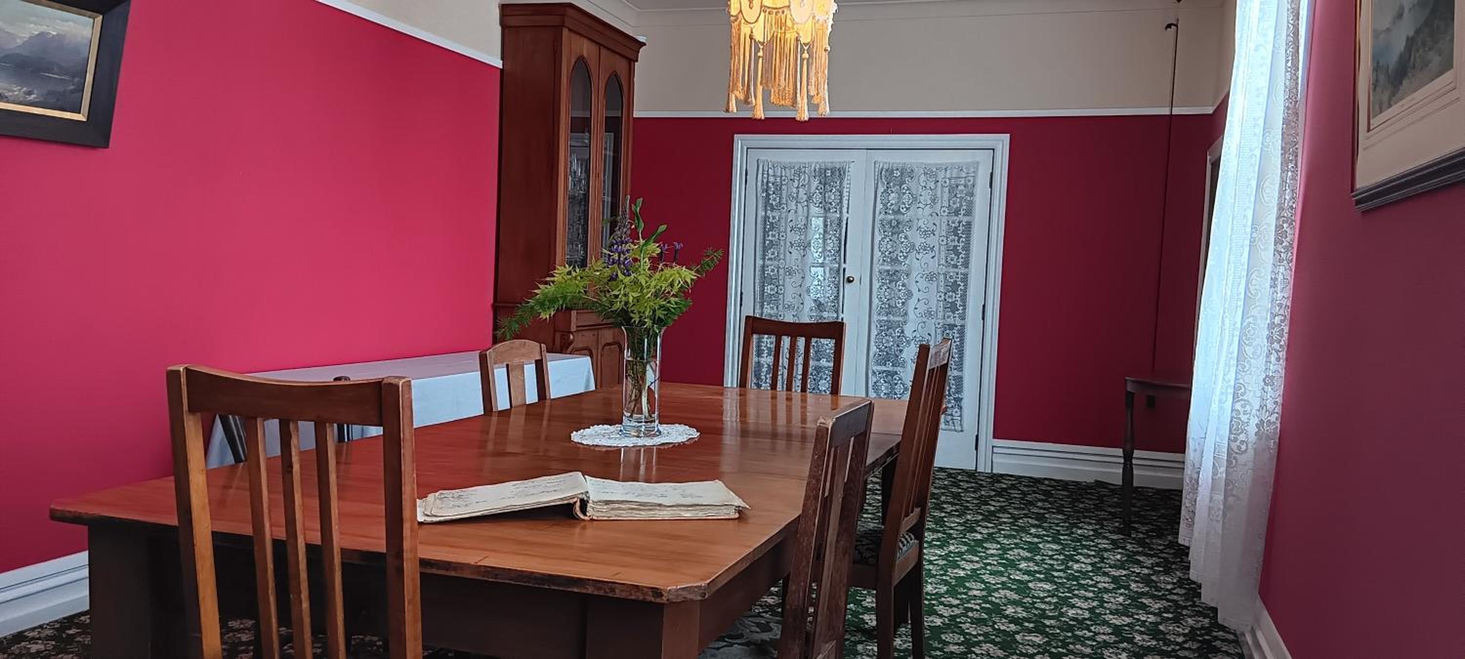 Murrells Grand View House