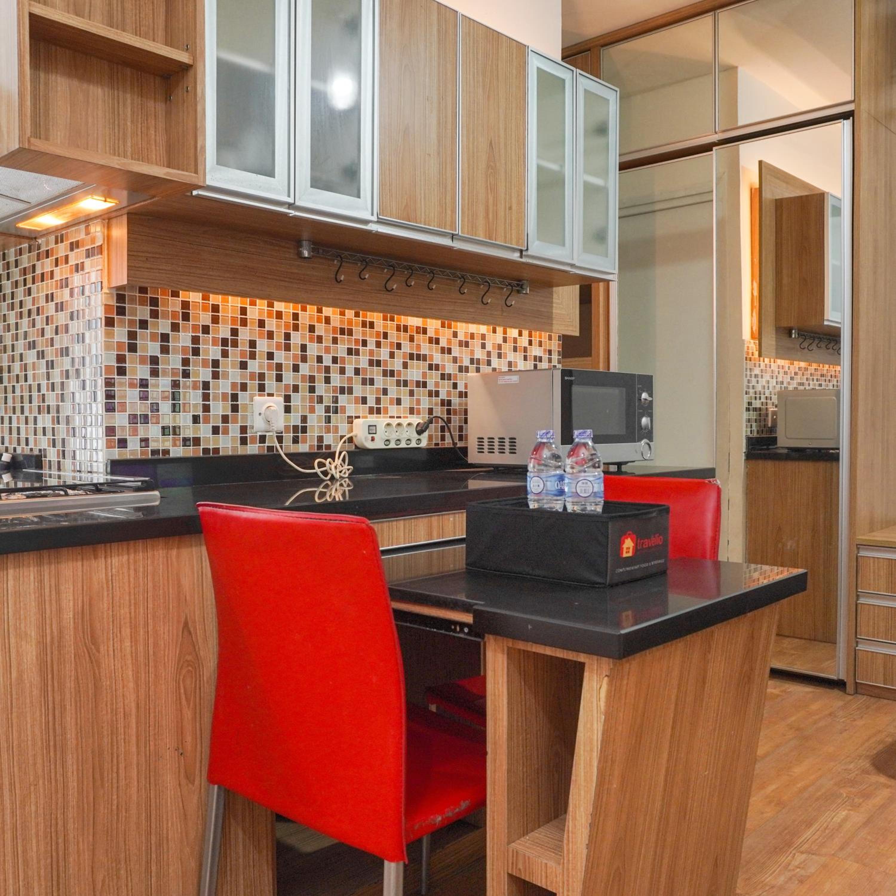 Combined and Spacious 3BR at Green Pramuka City Apartment By Travelio view 5