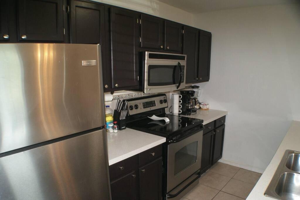 Coronado 101 next to beach access, Pool view 3