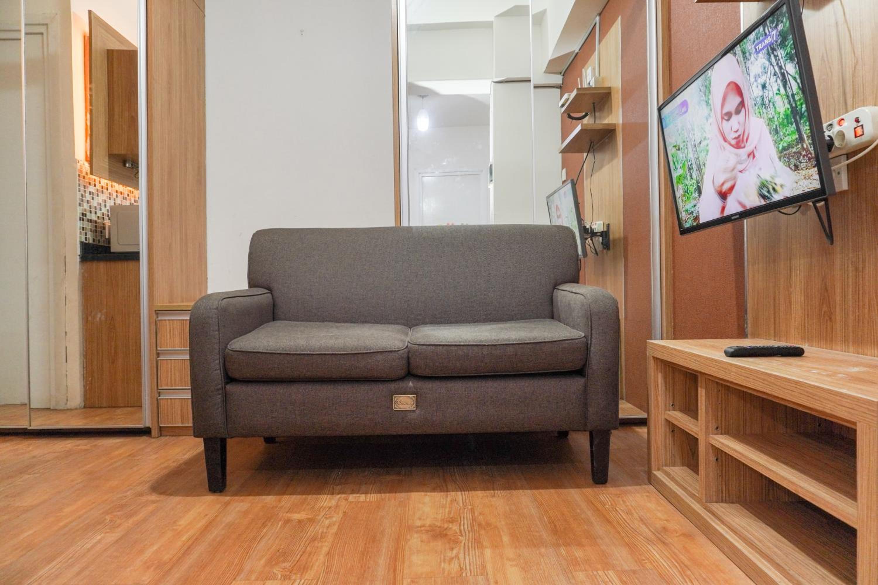 Combined and Spacious 3BR at Green Pramuka City Apartment By Travelio view 4