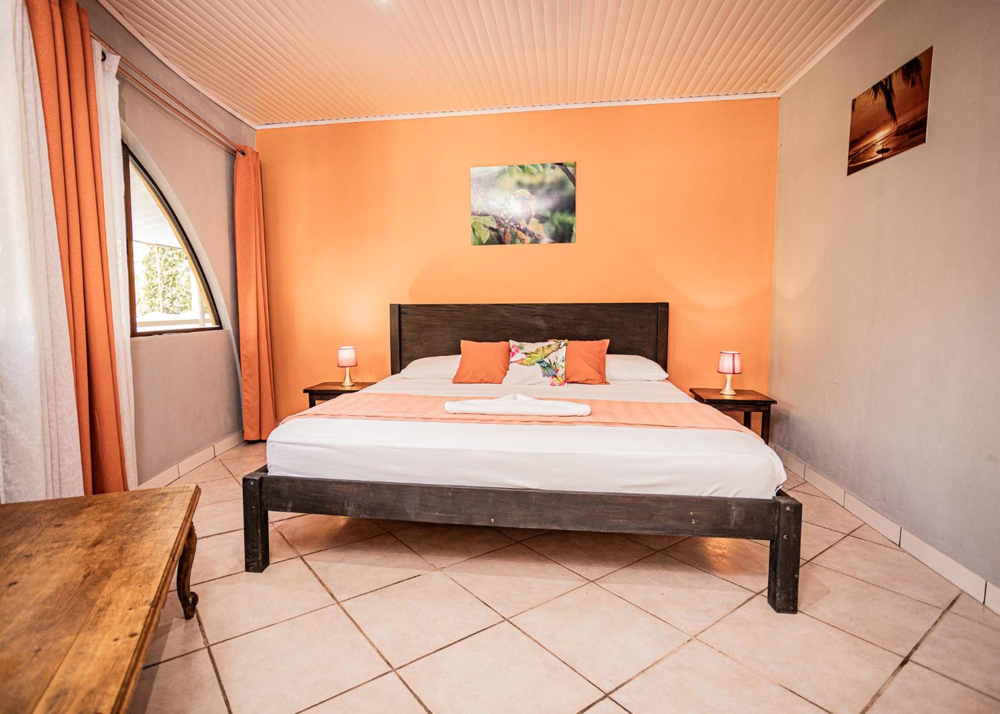 Hospedaje Colibri
