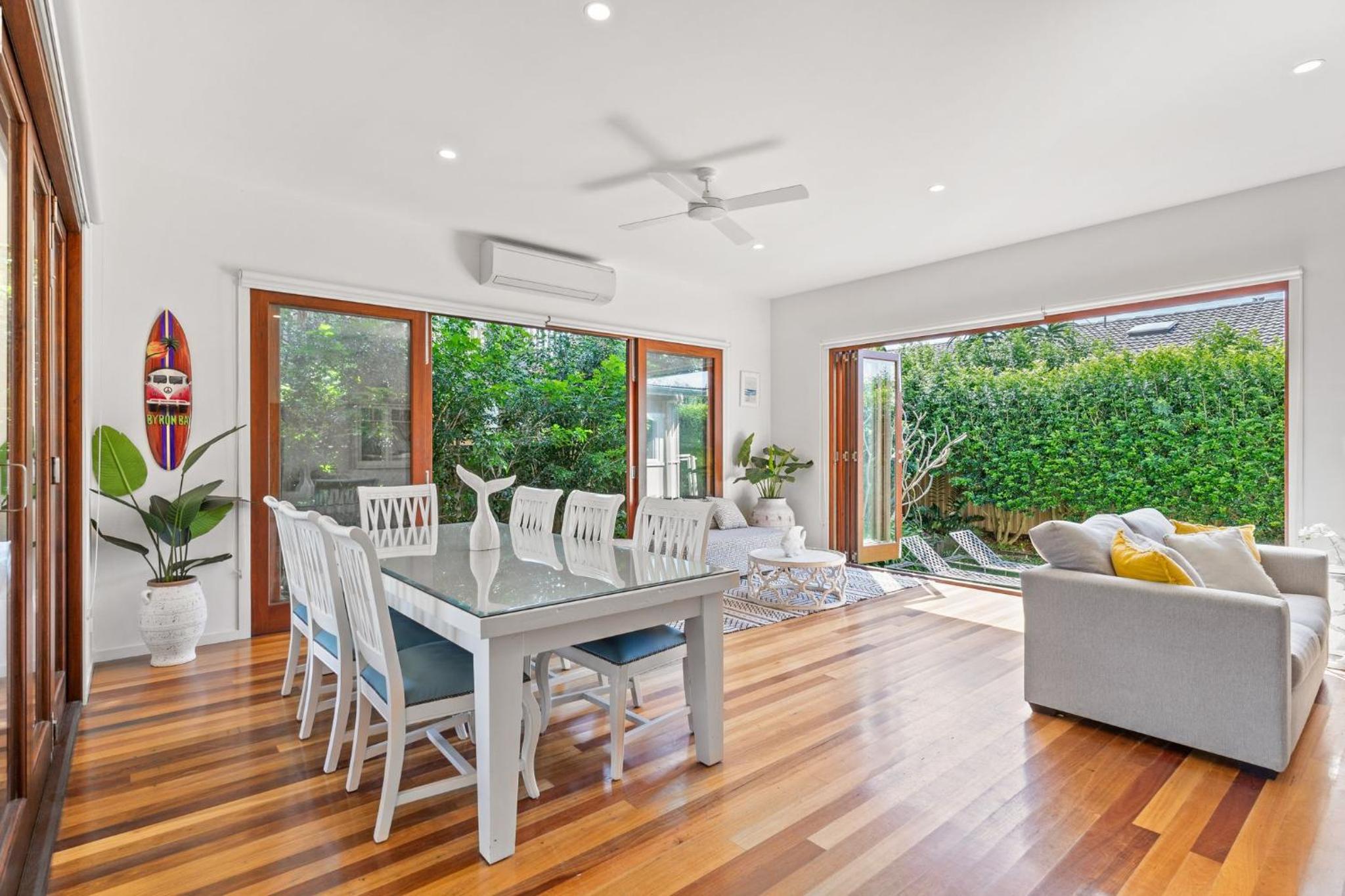21 Carlyle Street - Central Byron Bay Holiday Home