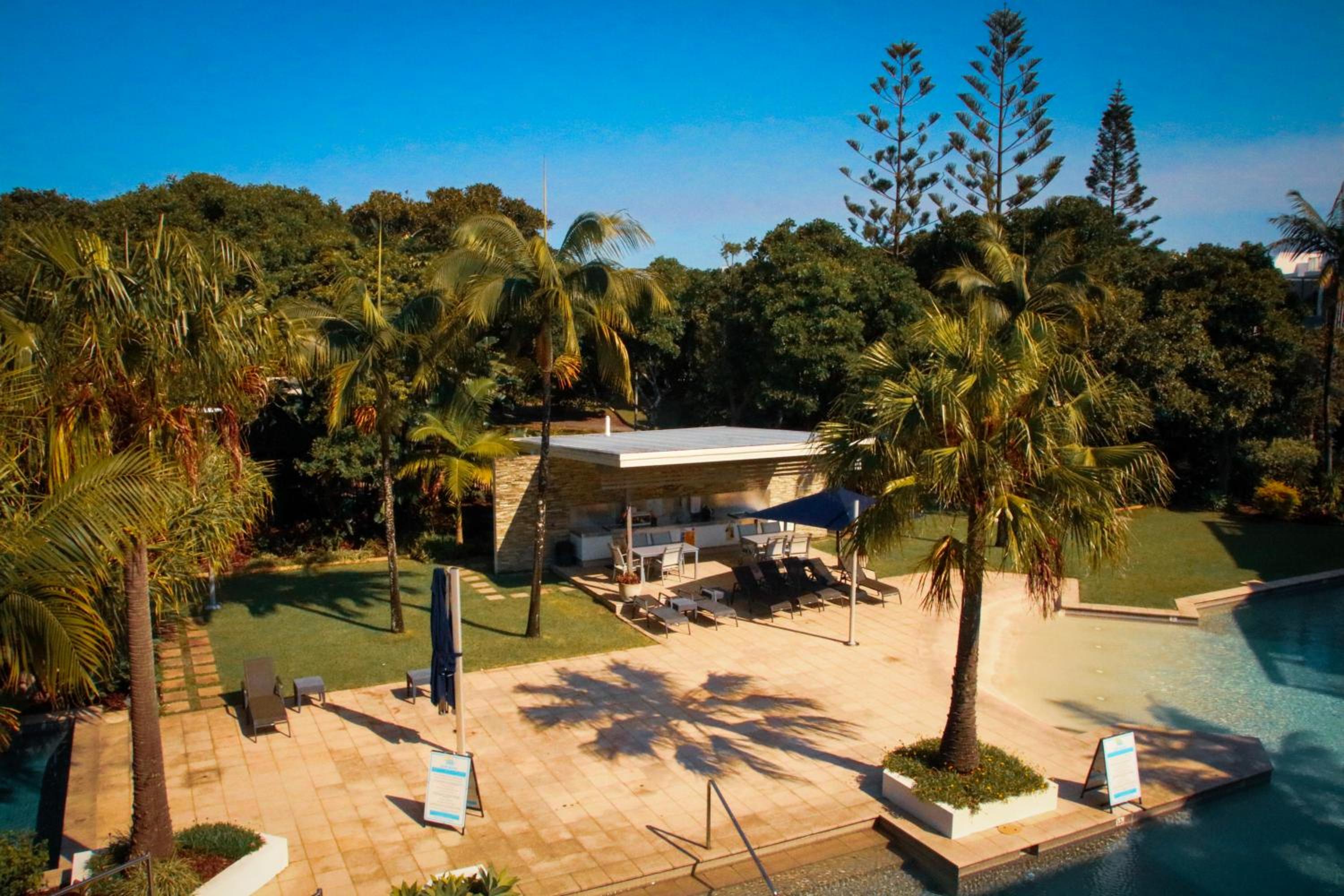 Drift North Beachfront Apartments - Private Apartments